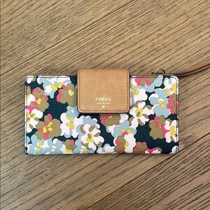 Fossil Floral Wallet with Tan Accent